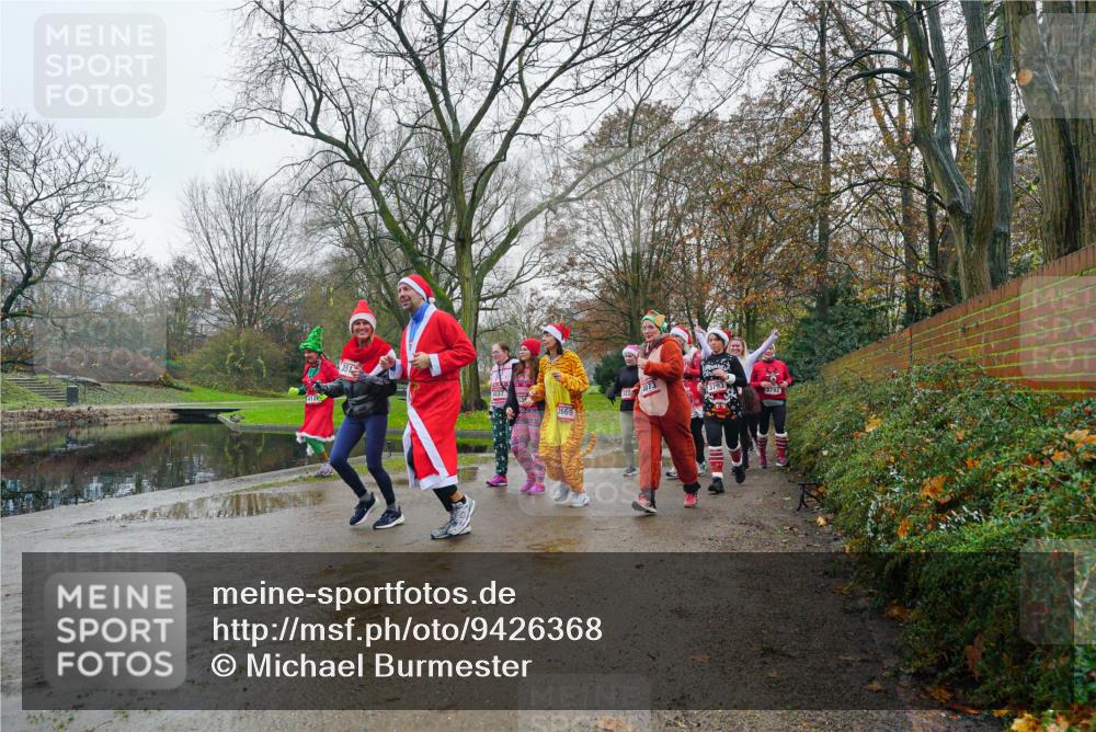 07.12.2025 - St. Pauli X-Mass-Run No. 15 Michael Burmester http://msf.ph/oto/9426368 07.12.2025 10:05:05 Laufen 4337, 4126, 24073, 3793 meine-sportfotos.de
