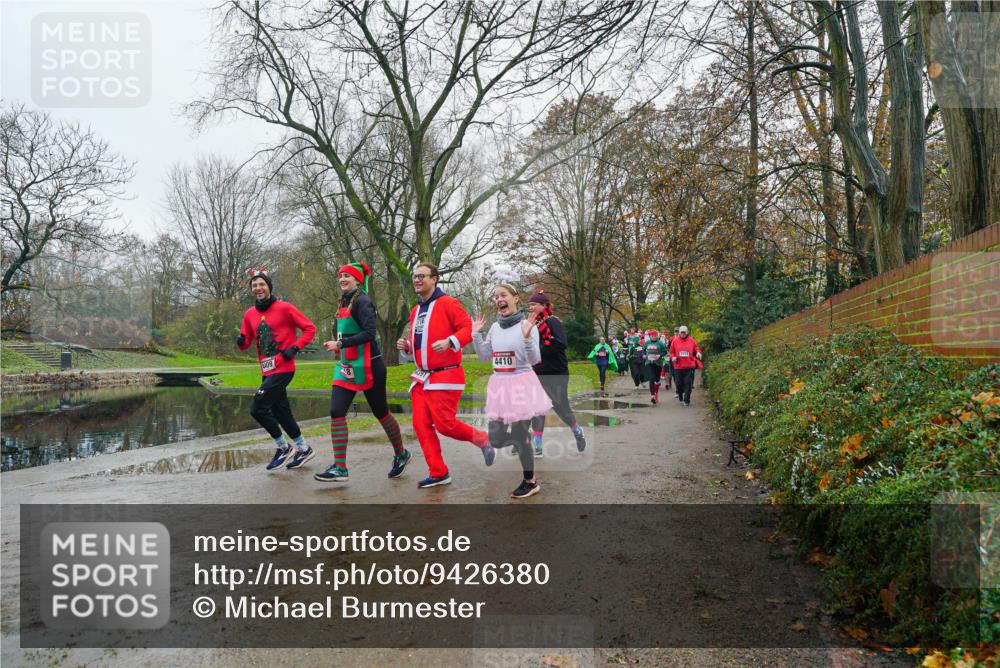 07.12.2025 - St. Pauli X-Mass-Run No. 15 Michael Burmester http://msf.ph/oto/9426380 07.12.2025 10:05:20 Laufen 4410 meine-sportfotos.de
