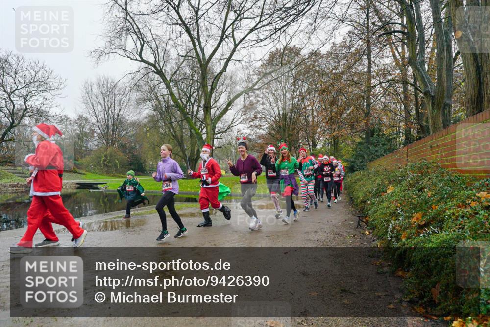 07.12.2025 - St. Pauli X-Mass-Run No. 15 Michael Burmester http://msf.ph/oto/9426390 07.12.2025 10:05:30 Laufen 4462, 4265, 4290, 463, 4291, 4310, 1384 meine-sportfotos.de