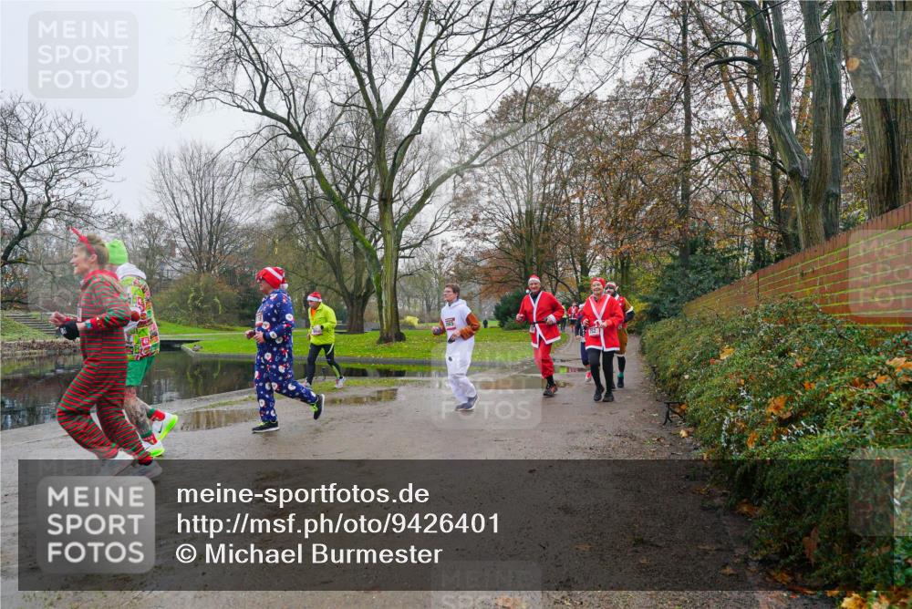 07.12.2025 - St. Pauli X-Mass-Run No. 15 Michael Burmester http://msf.ph/oto/9426401 07.12.2025 10:05:40 Laufen 152 meine-sportfotos.de