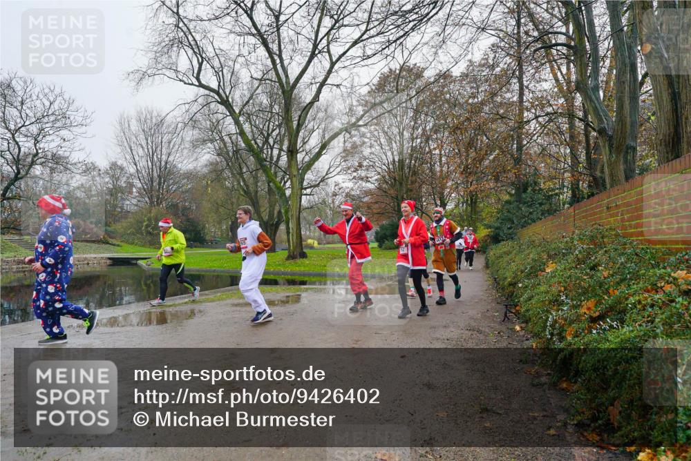 07.12.2025 - St. Pauli X-Mass-Run No. 15 Michael Burmester http://msf.ph/oto/9426402 07.12.2025 10:05:41 Laufen  meine-sportfotos.de