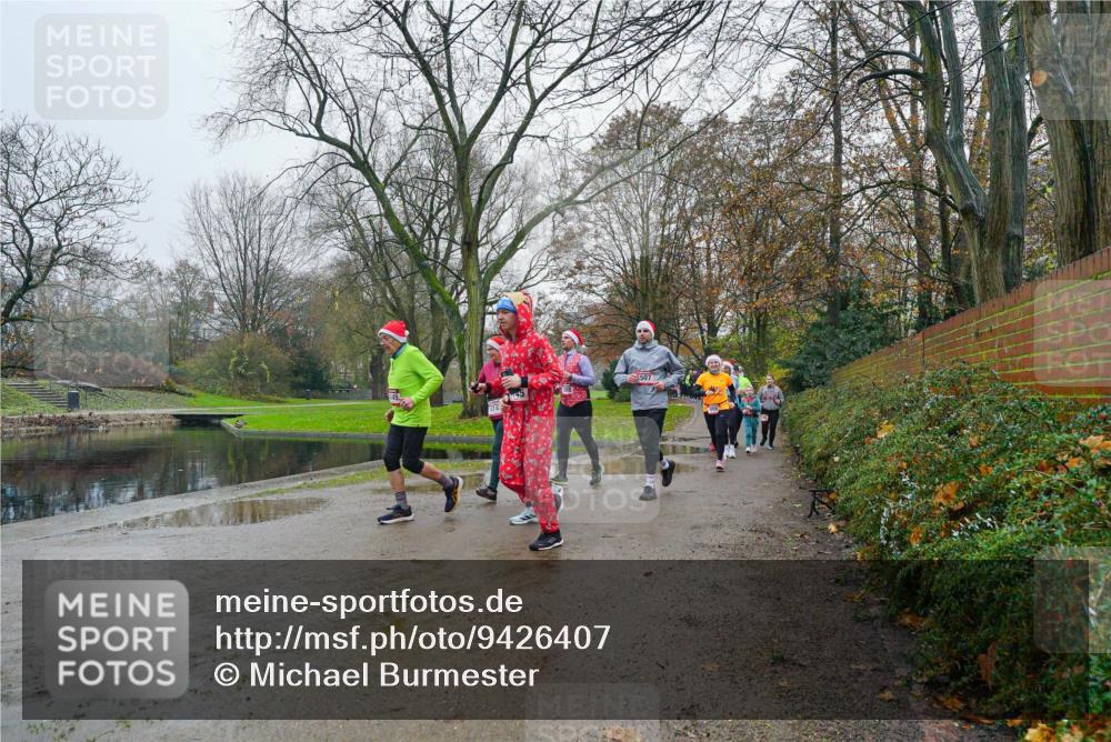 07.12.2025 - St. Pauli X-Mass-Run No. 15 Michael Burmester http://msf.ph/oto/9426407 07.12.2025 10:05:51 Laufen 45, 507 meine-sportfotos.de