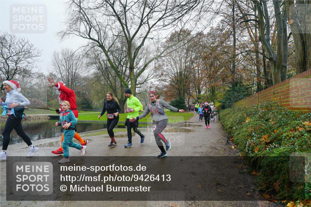 07.12.2025 - St. Pauli X-Mass-Run No. 15 Michael Burmester http://msf.ph/oto/9426413 07.12.2025 10:05:56 Laufen 3897, 145 meine-sportfotos.de
