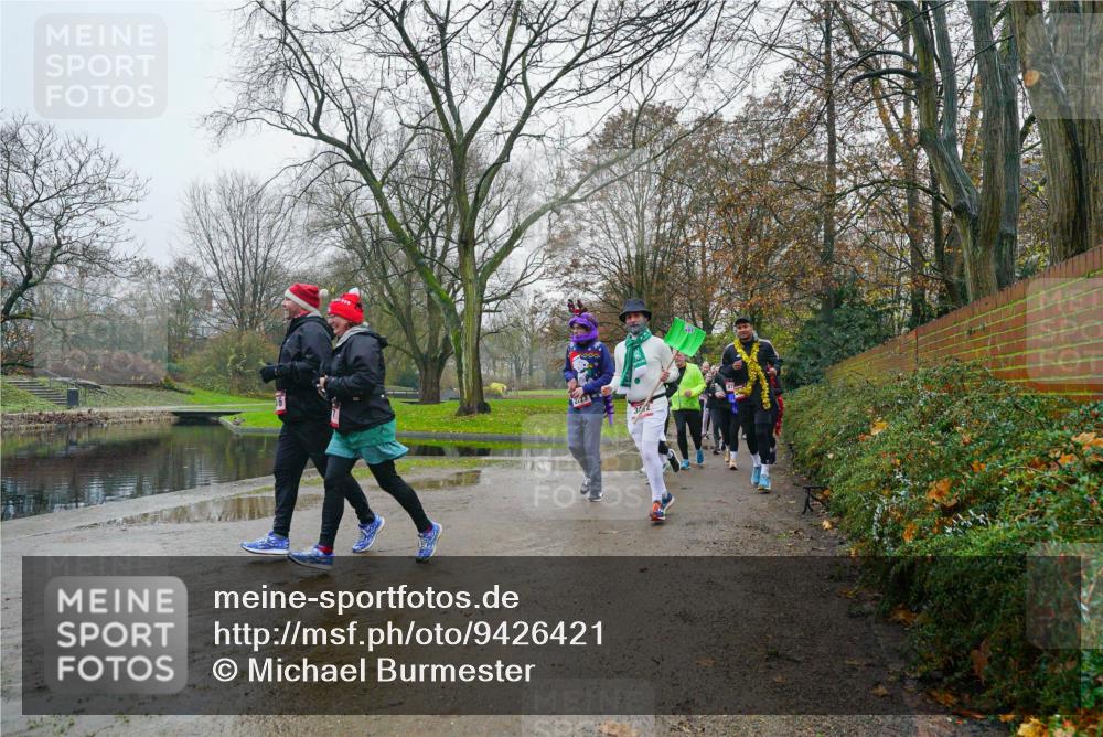 07.12.2025 - St. Pauli X-Mass-Run No. 15 Michael Burmester http://msf.ph/oto/9426421 07.12.2025 10:06:08 Laufen  meine-sportfotos.de