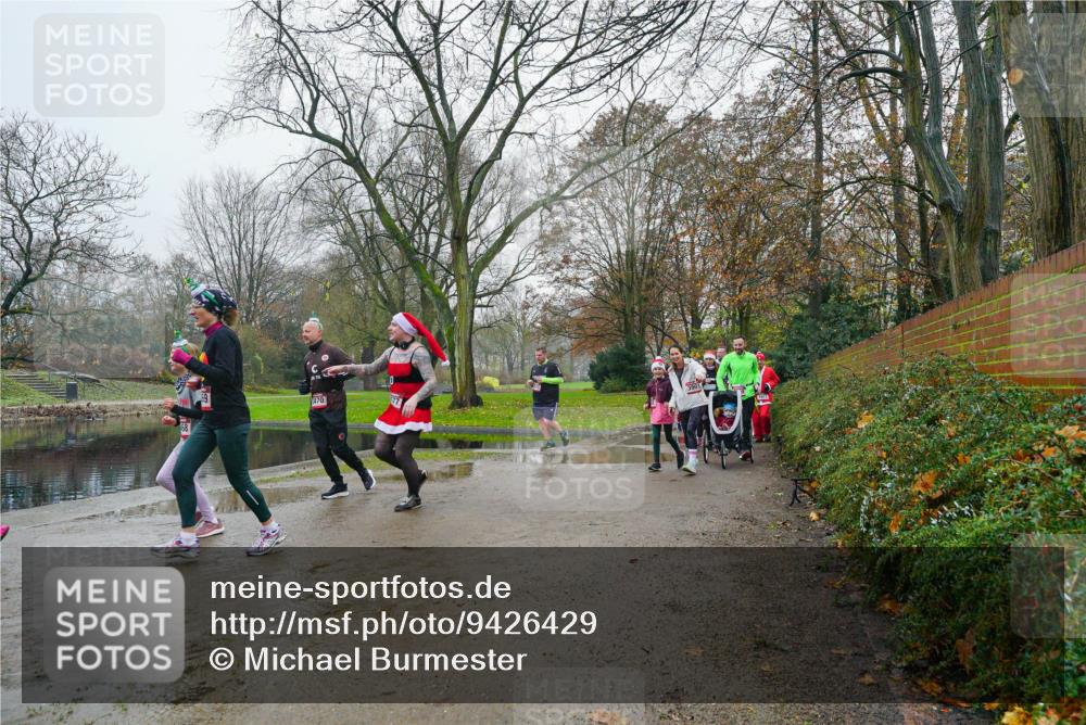 07.12.2025 - St. Pauli X-Mass-Run No. 15 Michael Burmester http://msf.ph/oto/9426429 07.12.2025 10:06:13 Laufen 470 meine-sportfotos.de
