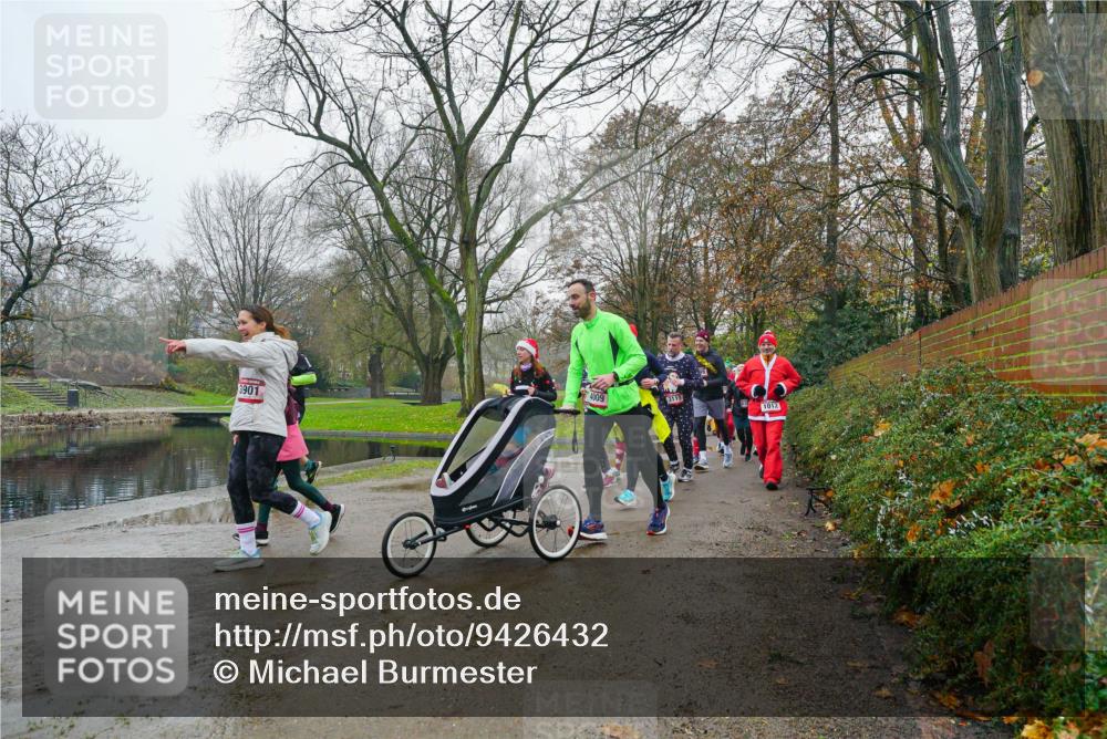 07.12.2025 - St. Pauli X-Mass-Run No. 15 Michael Burmester http://msf.ph/oto/9426432 07.12.2025 10:06:16 Laufen  meine-sportfotos.de