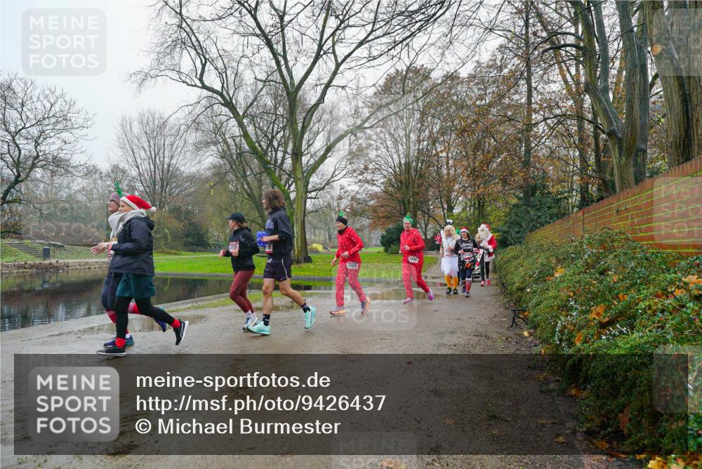 07.12.2025 - St. Pauli X-Mass-Run No. 15 Michael Burmester http://msf.ph/oto/9426437 07.12.2025 10:06:20 Laufen 3089, 73791 meine-sportfotos.de