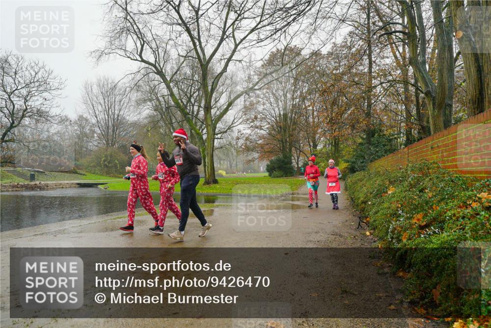 07.12.2025 - St. Pauli X-Mass-Run No. 15 Michael Burmester http://msf.ph/oto/9426470 07.12.2025 10:08:11 Laufen  meine-sportfotos.de