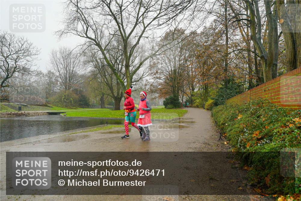 07.12.2025 - St. Pauli X-Mass-Run No. 15 Michael Burmester http://msf.ph/oto/9426471 07.12.2025 10:08:14 Laufen  meine-sportfotos.de