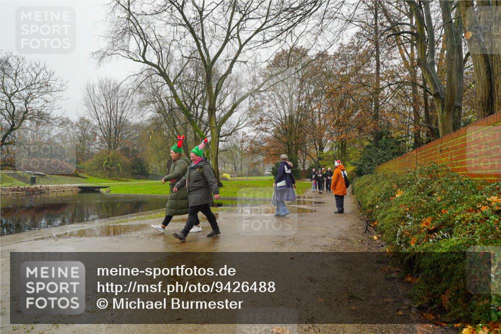 07.12.2025 - St. Pauli X-Mass-Run No. 15 Michael Burmester http://msf.ph/oto/9426488 07.12.2025 10:11:40 Laufen  meine-sportfotos.de