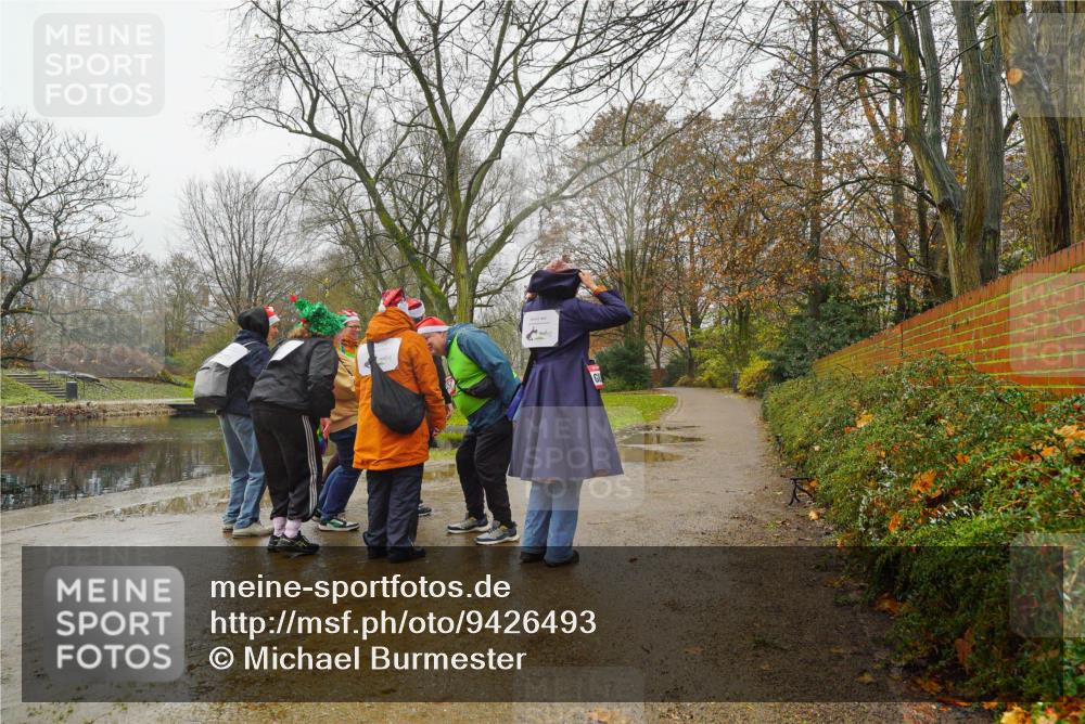 07.12.2025 - St. Pauli X-Mass-Run No. 15 Michael Burmester http://msf.ph/oto/9426493 07.12.2025 10:11:58 Laufen  meine-sportfotos.de