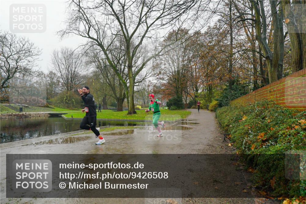 07.12.2025 - St. Pauli X-Mass-Run No. 15 Michael Burmester http://msf.ph/oto/9426508 07.12.2025 10:17:19 Laufen  meine-sportfotos.de