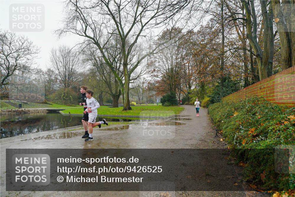 07.12.2025 - St. Pauli X-Mass-Run No. 15 Michael Burmester http://msf.ph/oto/9426525 07.12.2025 10:18:45 Laufen  meine-sportfotos.de