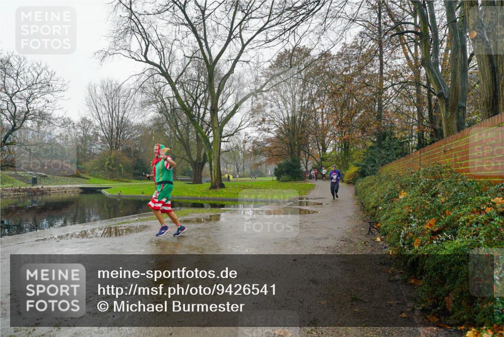 07.12.2025 - St. Pauli X-Mass-Run No. 15 Michael Burmester http://msf.ph/oto/9426541 07.12.2025 10:19:56 Laufen  meine-sportfotos.de