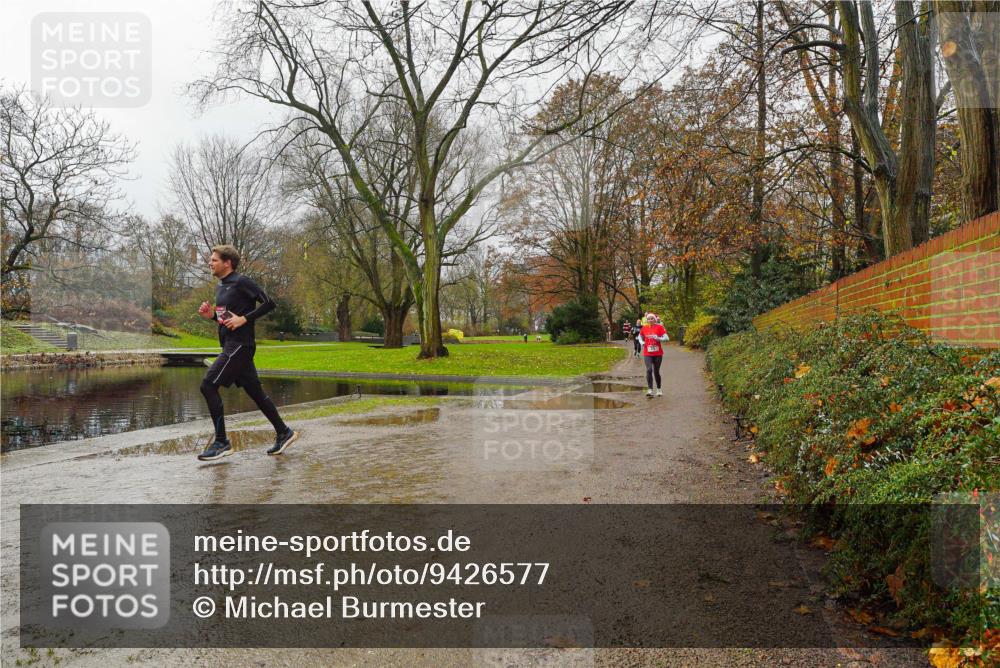 07.12.2025 - St. Pauli X-Mass-Run No. 15 Michael Burmester http://msf.ph/oto/9426577 07.12.2025 10:39:57 Laufen  meine-sportfotos.de