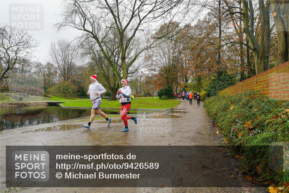 07.12.2025 - St. Pauli X-Mass-Run No. 15 Michael Burmester http://msf.ph/oto/9426589 07.12.2025 10:40:47 Laufen 142 meine-sportfotos.de