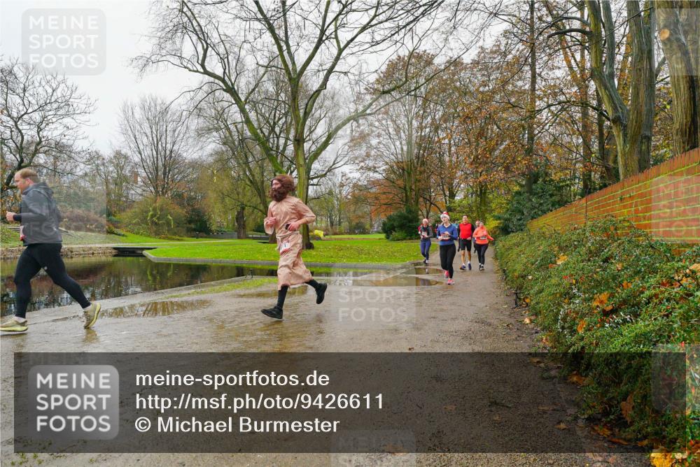 07.12.2025 - St. Pauli X-Mass-Run No. 15 Michael Burmester http://msf.ph/oto/9426611 07.12.2025 10:41:24 Laufen  meine-sportfotos.de