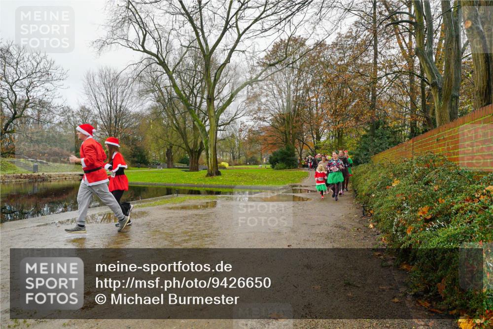 07.12.2025 - St. Pauli X-Mass-Run No. 15 Michael Burmester http://msf.ph/oto/9426650 07.12.2025 10:42:32 Laufen 204 meine-sportfotos.de
