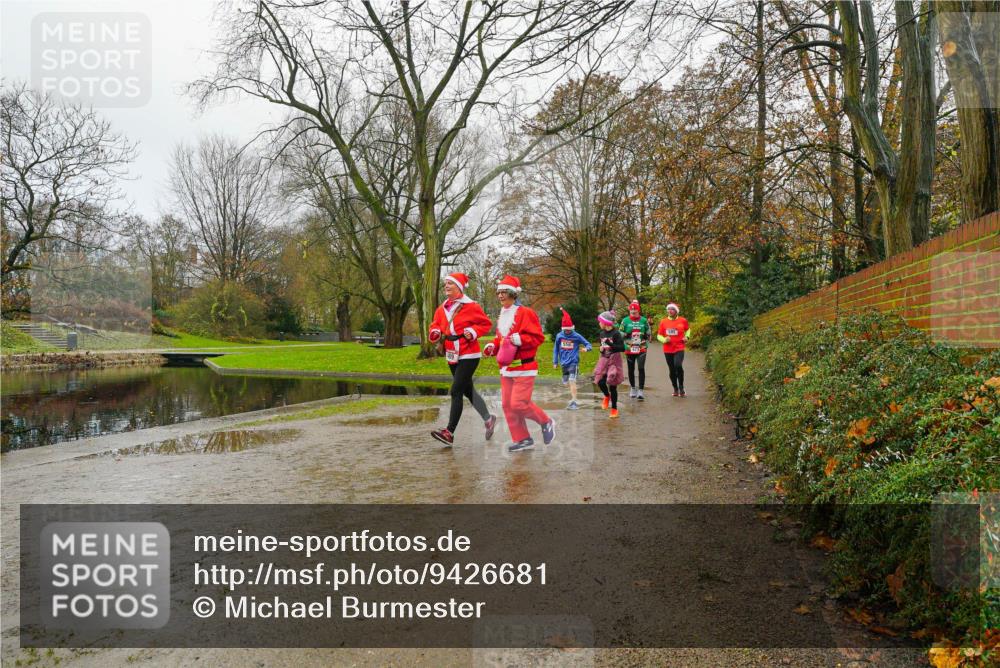 07.12.2025 - St. Pauli X-Mass-Run No. 15 Michael Burmester http://msf.ph/oto/9426681 07.12.2025 10:43:12 Laufen  meine-sportfotos.de