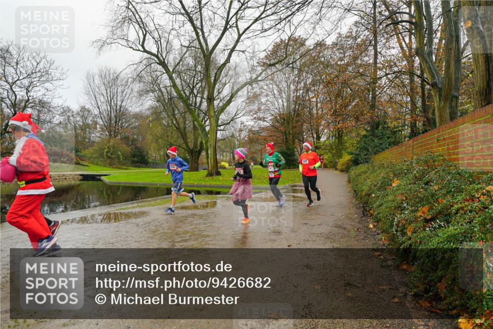 07.12.2025 - St. Pauli X-Mass-Run No. 15 Michael Burmester http://msf.ph/oto/9426682 07.12.2025 10:43:13 Laufen 595 meine-sportfotos.de