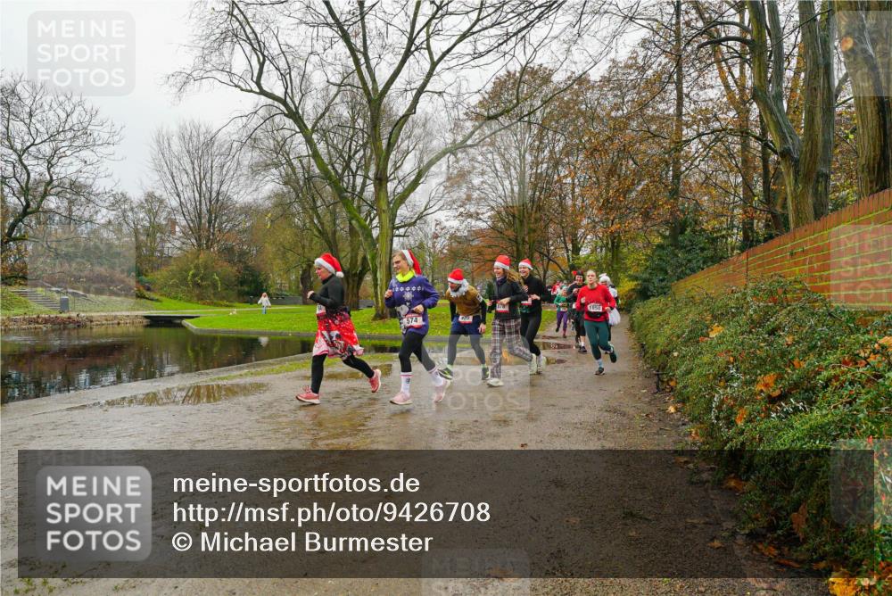 07.12.2025 - St. Pauli X-Mass-Run No. 15 Michael Burmester http://msf.ph/oto/9426708 07.12.2025 10:43:57 Laufen 574, 378 meine-sportfotos.de