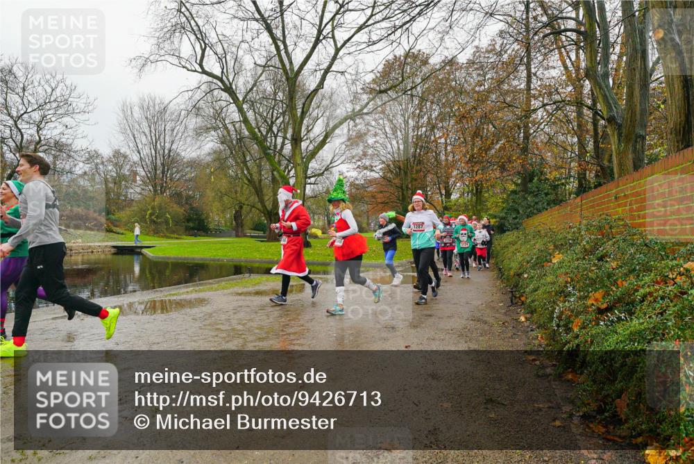 07.12.2025 - St. Pauli X-Mass-Run No. 15 Michael Burmester http://msf.ph/oto/9426713 07.12.2025 10:44:03 Laufen 1287, 3124 meine-sportfotos.de