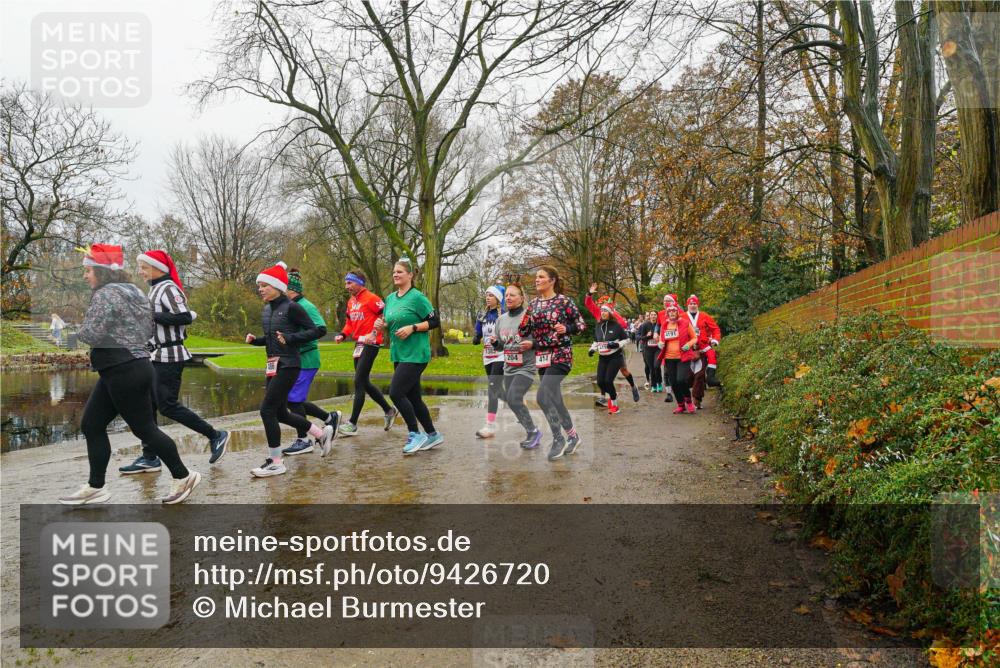 07.12.2025 - St. Pauli X-Mass-Run No. 15 Michael Burmester http://msf.ph/oto/9426720 07.12.2025 10:44:11 Laufen 204, 414, 4191 meine-sportfotos.de