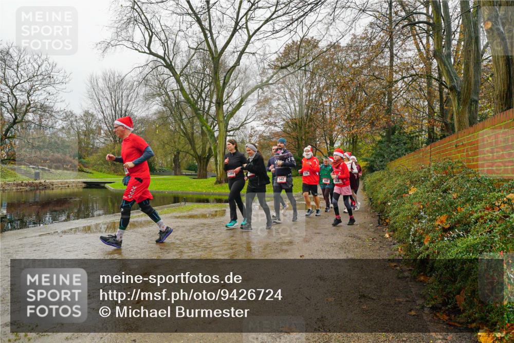 07.12.2025 - St. Pauli X-Mass-Run No. 15 Michael Burmester http://msf.ph/oto/9426724 07.12.2025 10:44:15 Laufen 1380, 342, 490, 344 meine-sportfotos.de