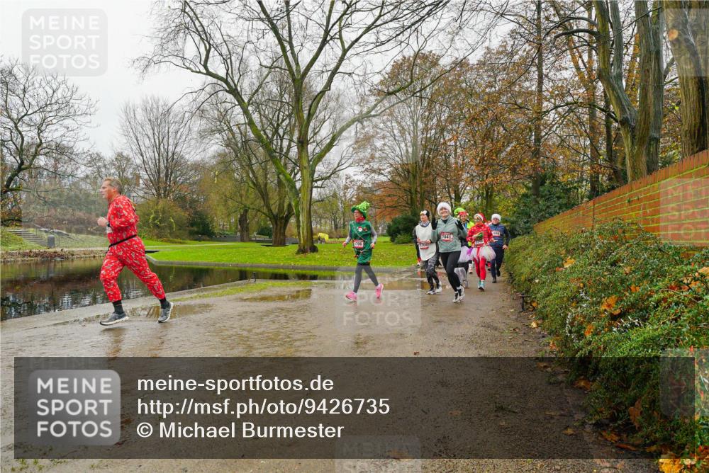 07.12.2025 - St. Pauli X-Mass-Run No. 15 Michael Burmester http://msf.ph/oto/9426735 07.12.2025 10:44:35 Laufen 1841 meine-sportfotos.de