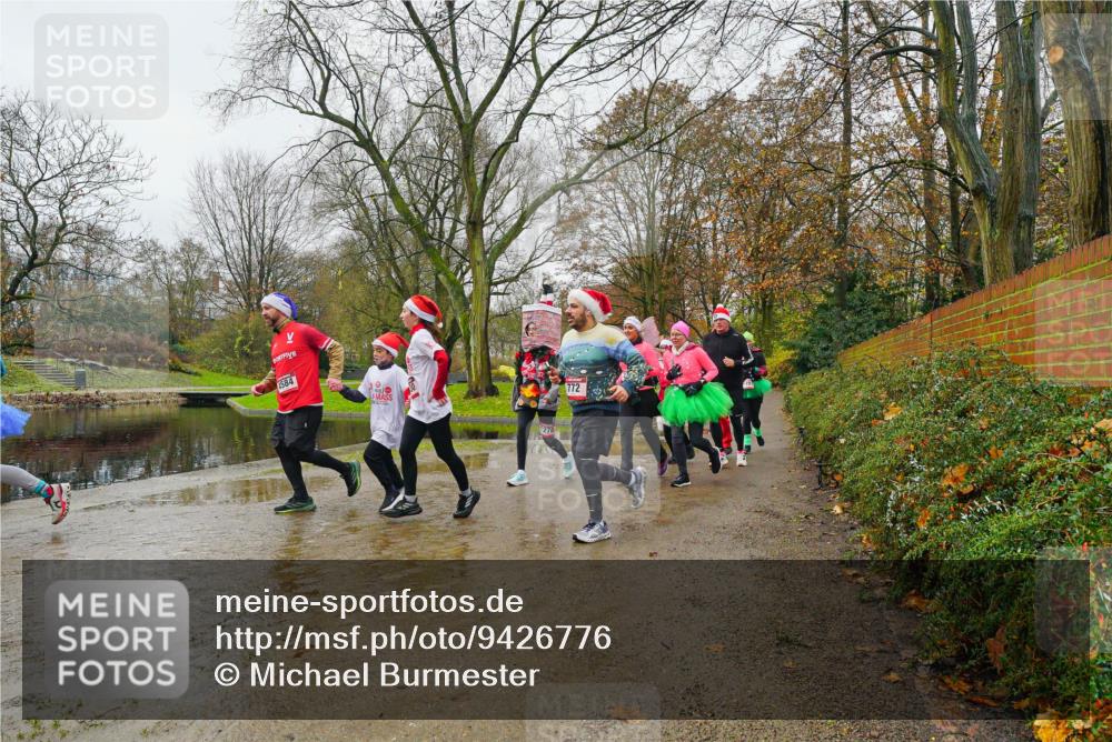 07.12.2025 - St. Pauli X-Mass-Run No. 15 Michael Burmester http://msf.ph/oto/9426776 07.12.2025 10:45:06 Laufen 584, 772 meine-sportfotos.de