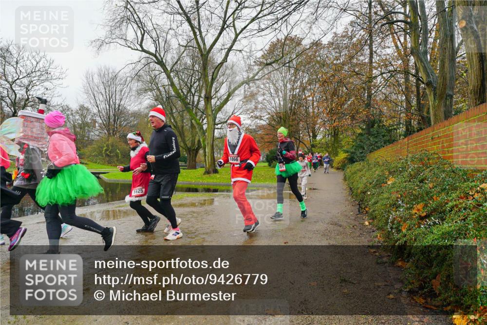 07.12.2025 - St. Pauli X-Mass-Run No. 15 Michael Burmester http://msf.ph/oto/9426779 07.12.2025 10:45:09 Laufen 1625, 1866, 91 meine-sportfotos.de