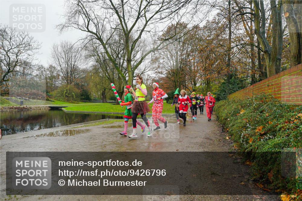 07.12.2025 - St. Pauli X-Mass-Run No. 15 Michael Burmester http://msf.ph/oto/9426796 07.12.2025 10:45:57 Laufen 1147 meine-sportfotos.de