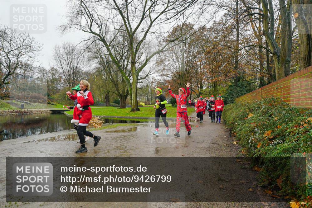 07.12.2025 - St. Pauli X-Mass-Run No. 15 Michael Burmester http://msf.ph/oto/9426799 07.12.2025 10:45:59 Laufen 695 meine-sportfotos.de