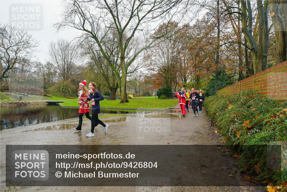 07.12.2025 - St. Pauli X-Mass-Run No. 15 Michael Burmester http://msf.ph/oto/9426804 07.12.2025 10:46:05 Laufen  meine-sportfotos.de