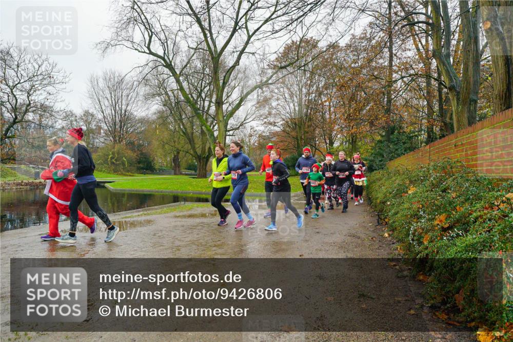07.12.2025 - St. Pauli X-Mass-Run No. 15 Michael Burmester http://msf.ph/oto/9426806 07.12.2025 10:46:08 Laufen 4794 meine-sportfotos.de