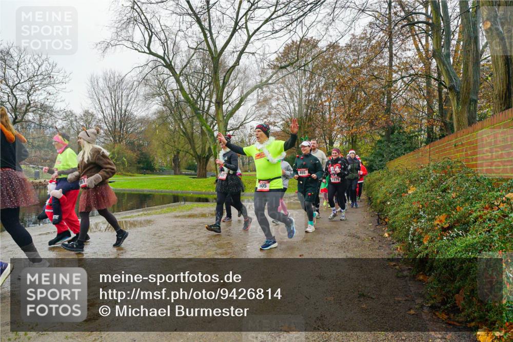 07.12.2025 - St. Pauli X-Mass-Run No. 15 Michael Burmester http://msf.ph/oto/9426814 07.12.2025 10:46:16 Laufen 605, 495, 1579 meine-sportfotos.de