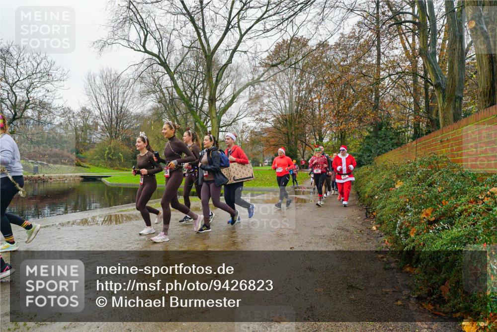 07.12.2025 - St. Pauli X-Mass-Run No. 15 Michael Burmester http://msf.ph/oto/9426823 07.12.2025 10:46:25 Laufen  meine-sportfotos.de