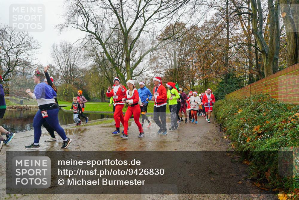 07.12.2025 - St. Pauli X-Mass-Run No. 15 Michael Burmester http://msf.ph/oto/9426830 07.12.2025 10:46:32 Laufen 79, 836, 898, 2371, 1609, 1518 meine-sportfotos.de