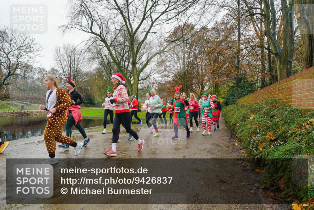 07.12.2025 - St. Pauli X-Mass-Run No. 15 Michael Burmester http://msf.ph/oto/9426837 07.12.2025 10:46:37 Laufen 1821, 863, 1218, 1157 meine-sportfotos.de