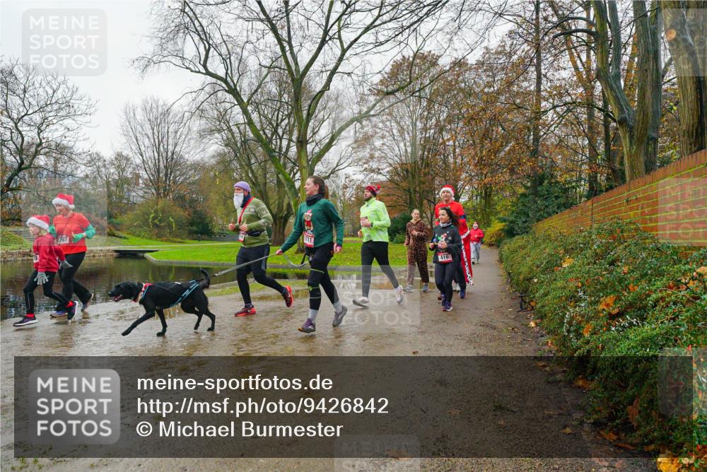 07.12.2025 - St. Pauli X-Mass-Run No. 15 Michael Burmester http://msf.ph/oto/9426842 07.12.2025 10:46:42 Laufen 1767, 416 meine-sportfotos.de