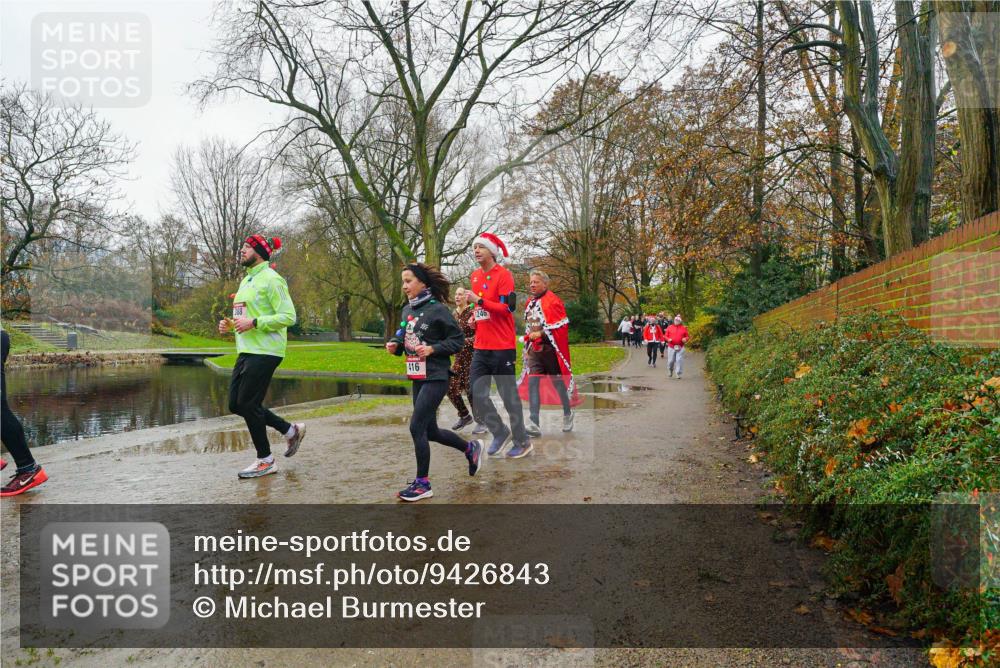 07.12.2025 - St. Pauli X-Mass-Run No. 15 Michael Burmester http://msf.ph/oto/9426843 07.12.2025 10:46:43 Laufen 416, 1246 meine-sportfotos.de