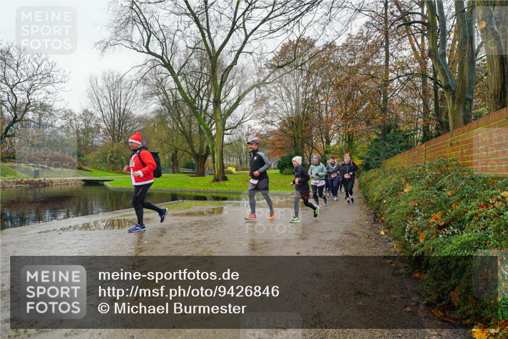 07.12.2025 - St. Pauli X-Mass-Run No. 15 Michael Burmester http://msf.ph/oto/9426846 07.12.2025 10:46:52 Laufen 212 meine-sportfotos.de