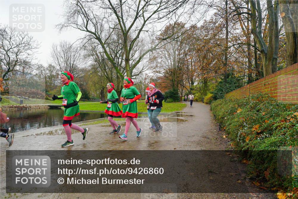 07.12.2025 - St. Pauli X-Mass-Run No. 15 Michael Burmester http://msf.ph/oto/9426860 07.12.2025 10:47:23 Laufen 75, 425, 708 meine-sportfotos.de