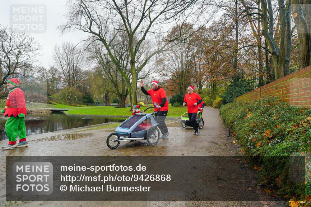 07.12.2025 - St. Pauli X-Mass-Run No. 15 Michael Burmester http://msf.ph/oto/9426868 07.12.2025 10:48:11 Laufen  meine-sportfotos.de
