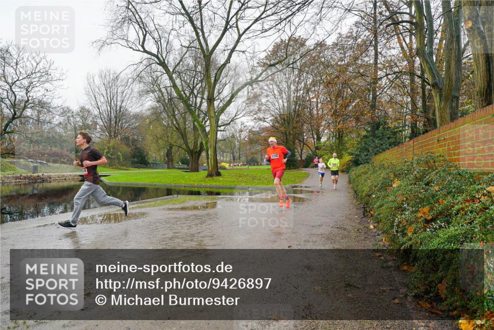 07.12.2025 - St. Pauli X-Mass-Run No. 15 Michael Burmester http://msf.ph/oto/9426897 07.12.2025 10:57:20 Laufen 1338 meine-sportfotos.de