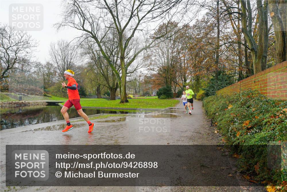 07.12.2025 - St. Pauli X-Mass-Run No. 15 Michael Burmester http://msf.ph/oto/9426898 07.12.2025 10:57:21 Laufen  meine-sportfotos.de