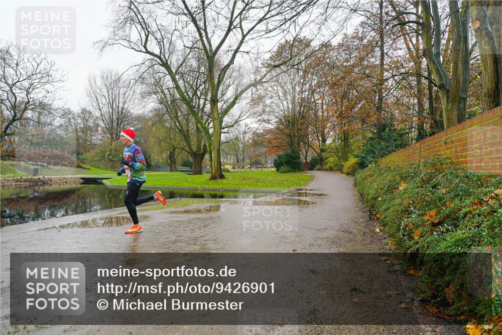 07.12.2025 - St. Pauli X-Mass-Run No. 15 Michael Burmester http://msf.ph/oto/9426901 07.12.2025 10:57:36 Laufen  meine-sportfotos.de