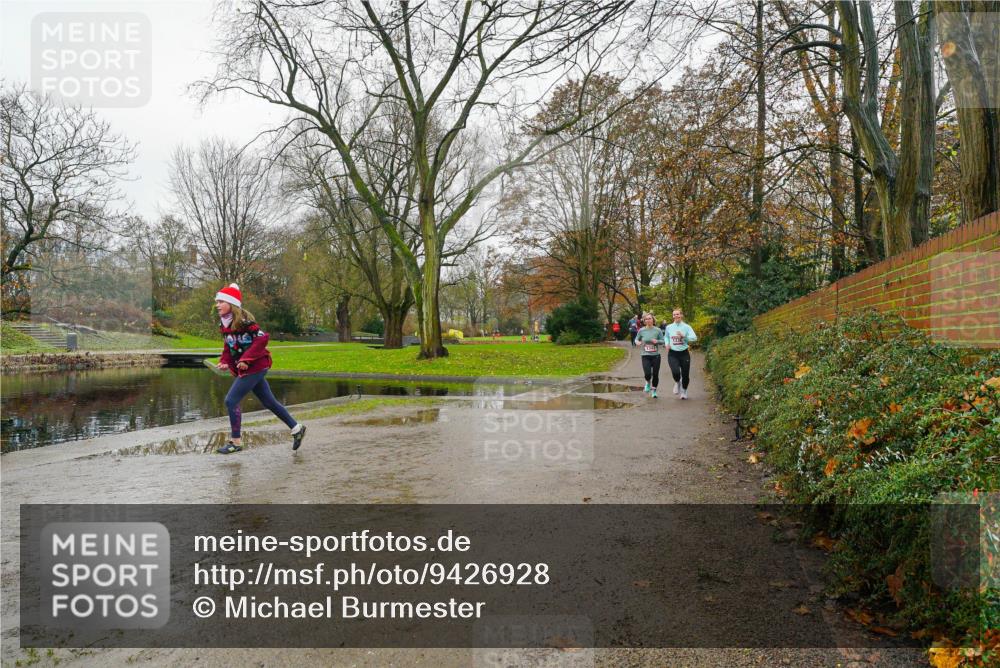 07.12.2025 - St. Pauli X-Mass-Run No. 15 Michael Burmester http://msf.ph/oto/9426928 07.12.2025 11:00:41 Laufen  meine-sportfotos.de