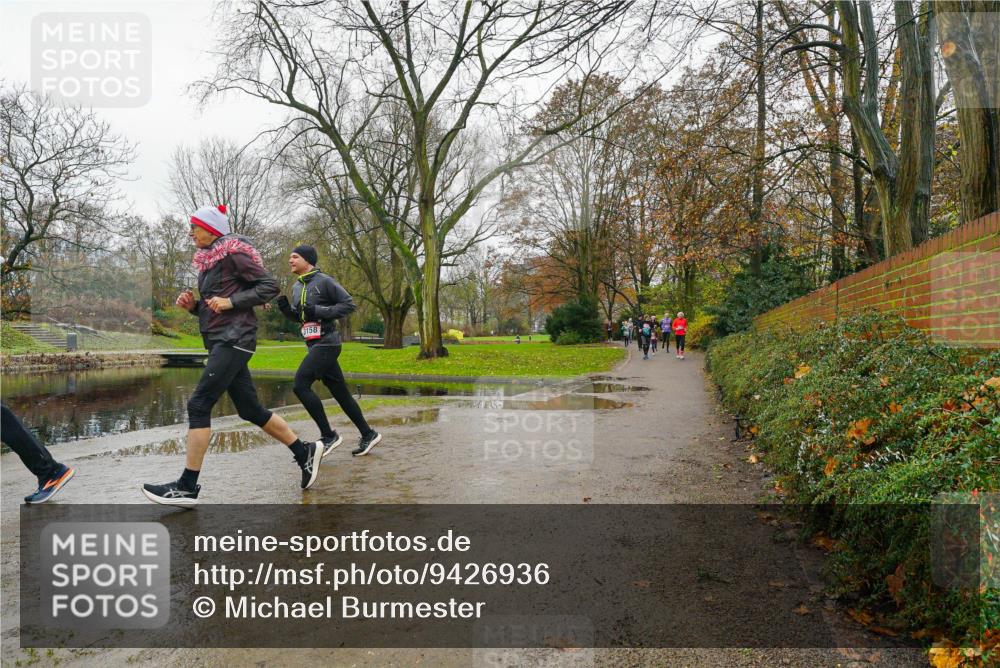 07.12.2025 - St. Pauli X-Mass-Run No. 15 Michael Burmester http://msf.ph/oto/9426936 07.12.2025 11:00:53 Laufen 3158 meine-sportfotos.de
