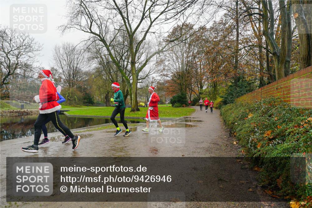 07.12.2025 - St. Pauli X-Mass-Run No. 15 Michael Burmester http://msf.ph/oto/9426946 07.12.2025 11:01:15 Laufen  meine-sportfotos.de